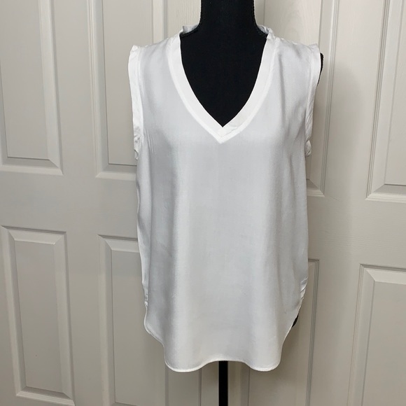 cloth & stone Tops - Cloth & Stone Anthropologie relaxed white tank top